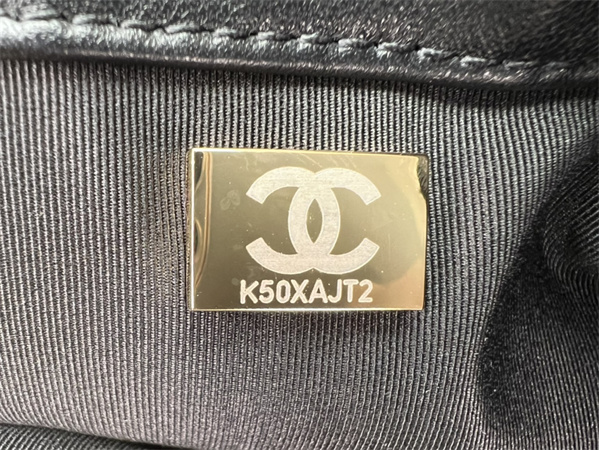 Ch*el 19 bag tweed gold tone black/white as1160