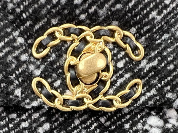 large Ch*el 19 bag tweed gold tone black/white as1161