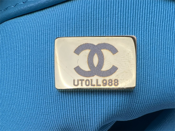 large Ch*el 19 bag tweed gold tone blue as1161