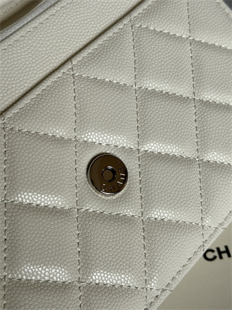 Ch*el wallet on chain grained calfskin silver tone metal white ap0250