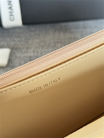 Ch*el wallet on chain grained calfskin gold tone metal beige ap0250