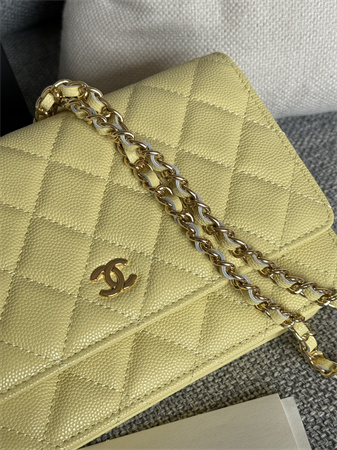 Ch*el wallet on chain grained calfskin gold tone metal yellow ap0250