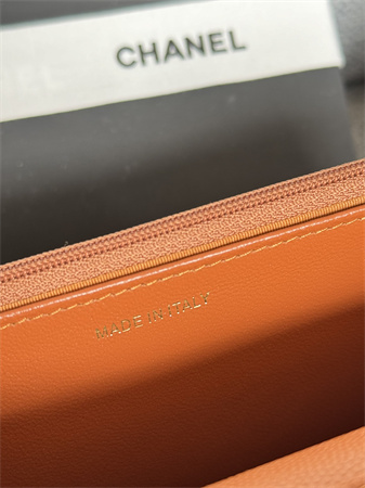 Ch*el wallet on chain grained calfskin gold tone metal brown ap0250