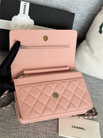 Ch*el wallet on chain grained calfskin silver tone metal pink ap0250