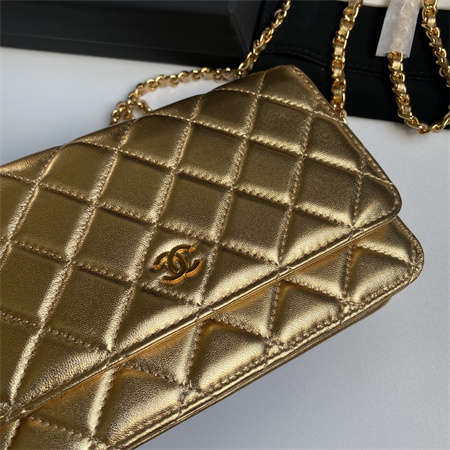 Ch*el wallet on chain lambskin gold tone metal gold ap0250