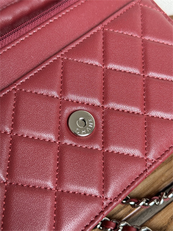 Ch*el wallet on chain lambskin silver tone metal burgundy ap0250