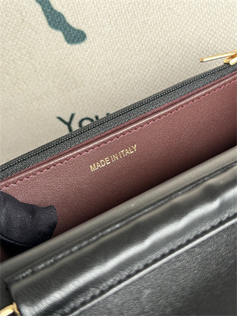 Ch*el wallet on chain lambskin gold tone metal black ap0250