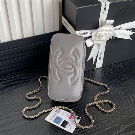 Ch*el vanity with chain patent calfskin gold-tone metal grey ap2199