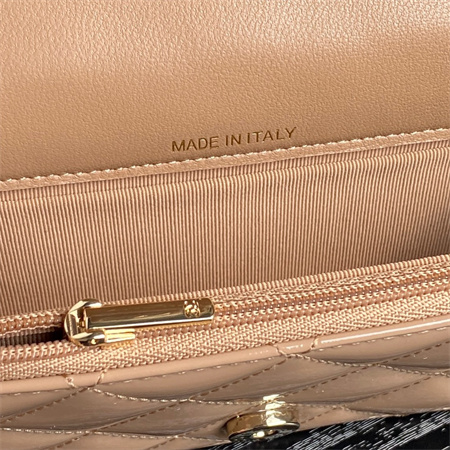 Ch*el flap phone holder with chain patent calfskin gold-tone metal beige ap3226