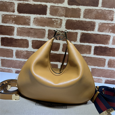 G*u*i attache large shoulder bag leather brown 702823