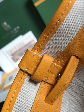 Go*ard petit flot bucket bag Go*ardine canvas & chevroches calfskin