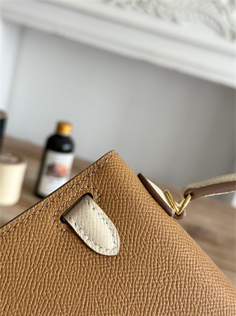 H**mes kelly mini ii bag epsom leather biscuit/craie hs