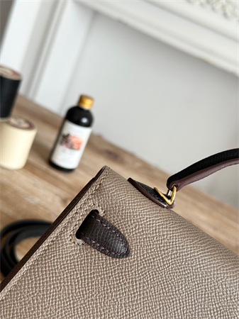H**mes kelly mini ii bag epsom leather etoupe/ecorce/black hs