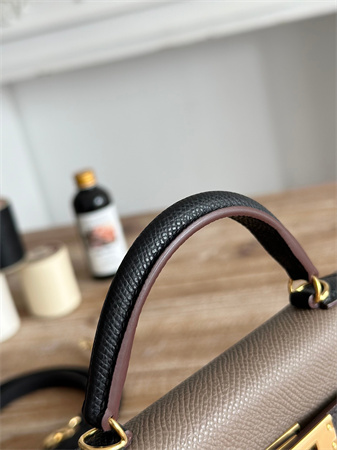 H**mes kelly mini ii bag epsom leather etoupe/ecorce/black hs