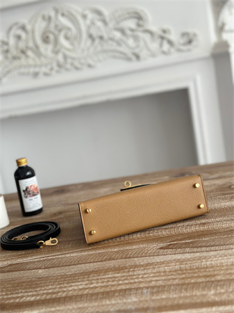 H**mes kelly mini ii bag epsom leather biscuit/craie/black hs