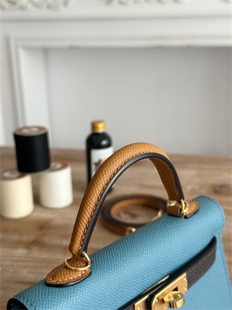 H**mes kelly mini ii bag epsom leather denim fonce/ecorce/sesame hs