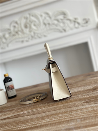 H**mes kelly mini ii bag epsom leather blue pale/craie hs