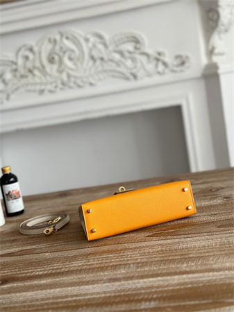 H**mes kelly mini ii bag epsom leather jaune d’or/craie hs