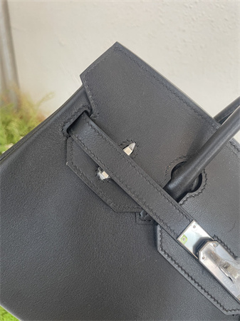 Bir.kin Shoulder Bag 29 Swift Leather Gold/Silver Tone Metal Black Color HS