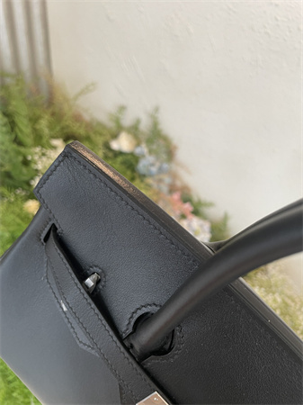 Bir.kin Shoulder Bag 29 Swift Leather Gold/Silver Tone Metal Black Color HS