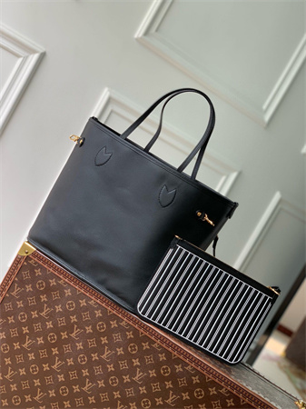 L.V Neverfull Inside Out MM Black M11946
