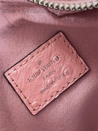 L.V Loop Handbag Ostrich leather Pink N85900