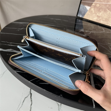 L.V Zippy Wallet Vivienne Holidays Monogram Canvas M12223