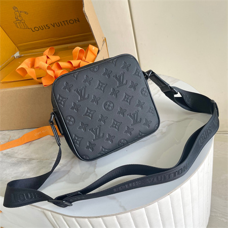 L.V Getaway Messenger Bag Monogram Shadow Black M12516