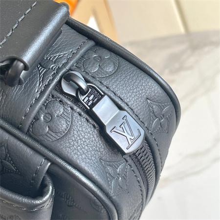 L.V Getaway Messenger Bag Monogram Shadow Black M12516