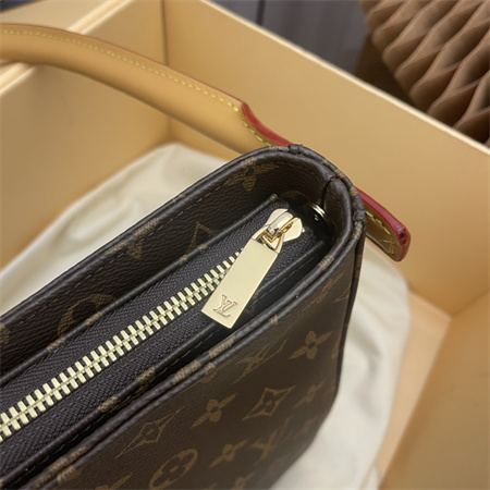 L.V Looping MM Monogram Canvas M51146