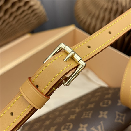 L.V Musette Tango Bag Monogram Canvas M51257