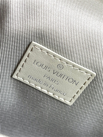 L.V Steamer Wearable Wallet Monogram Gradient coated canvas Khaki Green M11543