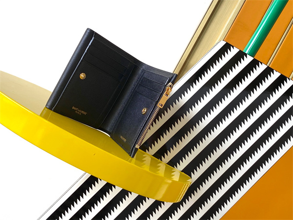 Y.S.L UPTOWN Compact wallet in grain de poudre leather Black