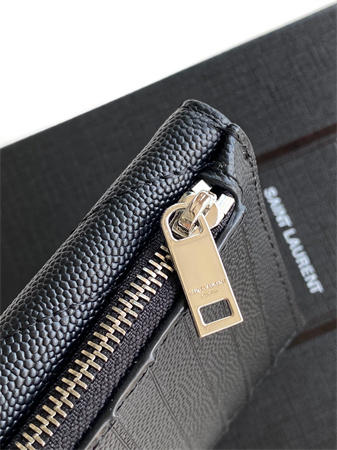 Y.S.L CASSANDRE MATELASS?? FRAGMENTS FLAP CARD CASE IN GRAIN DE POUDRE LEATHER Silver Tone Metal Black