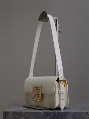 cd miss D*or flap bag patent calfskin white
