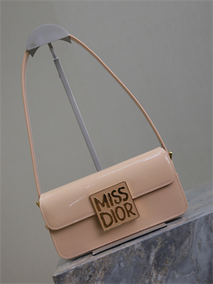 cd miss D*or flap bag patent calfskin beige