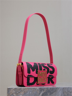 cd miss D*or flap bag graffiti printed calfskin fuchsia/black