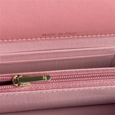 Ch*el clutch with chain lambskin, strass & gold-tone metal pink ap4293