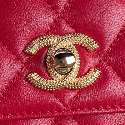 Ch*el clutch with chain lambskin, strass & gold-tone metal red ap4300