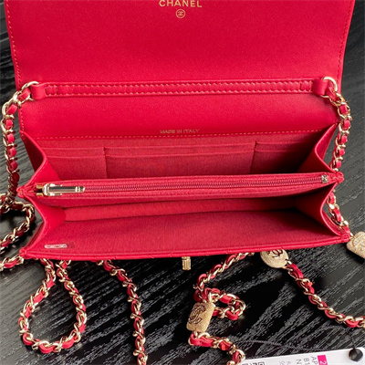 Ch*el clutch with chain lambskin, strass & gold-tone metal red ap4300