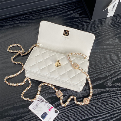 Ch*el clutch with chain lambskin, strass & gold-tone metal white ap4300