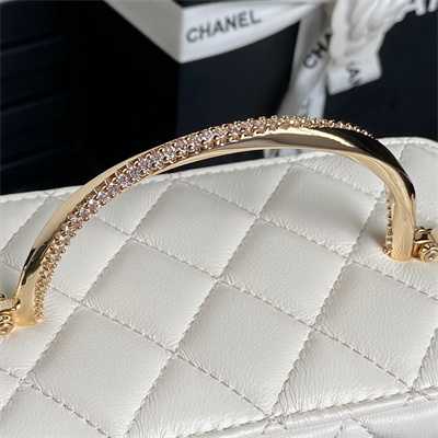 Ch*el vanity with chain lambskin, strass & gold-tone metal white ap4317