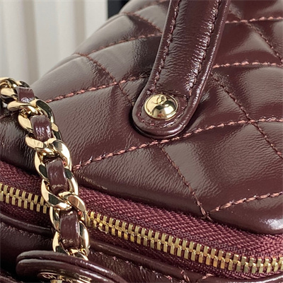 Ch*el vanity case shiny crumpled lambskin & gold-tone metal burgundy as5222