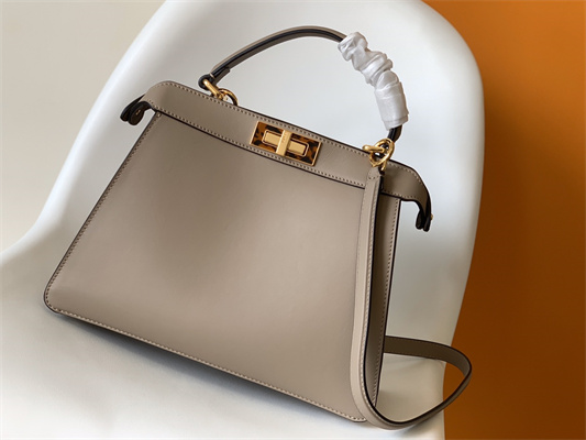 Fen.di PEEKABOO ICONIC ISEEU Medium leather bag Dove Grey