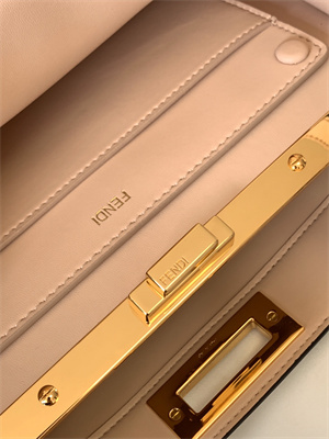 Fen.di PEEKABOO ICONIC ISEEU Medium leather bag Black