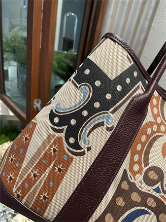 Her.mes  Garden Party 36CM Togo Leather and Graffiti Canvas HS