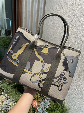 Her.mes Garden Party 36CM Togo Leather and Graffiti Canvas HS