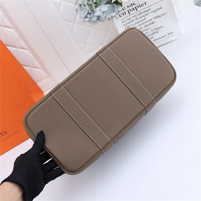 H**mes garden party 30/36cm calfskin leather etoupe