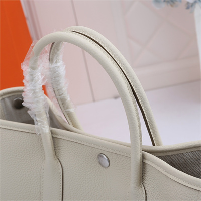 H**mes garden party 30/36cm calfskin leather craie