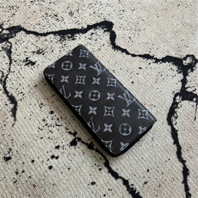 L.V Zippy Wallet Brushed Monogram cowhide leather Black/White M11710